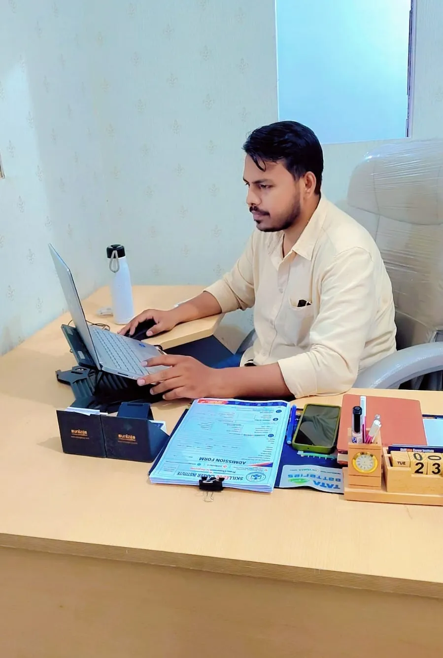 Ameer Hamza, Founder and Director of SkillEdge Career Institute